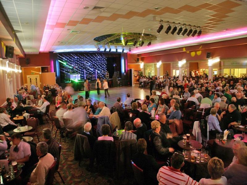 Sand Bay Holiday Village - Adults Only Weston-super-Mare Zewnętrze zdjęcie